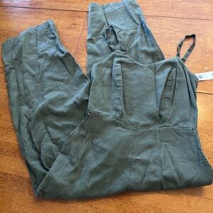 NWT: Old Navy Women's Green Jumpsuit
